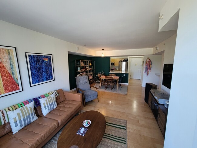 Building Photo - 1000 New Jersey Ave SE