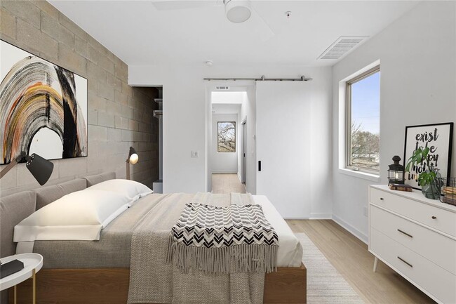 Building Photo - 700 Denson Dr