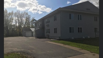 Building Photo - 20427 W Clark Ave Apt 11