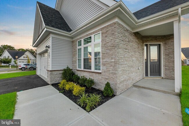 Building Photo - 105 Samjan Cir