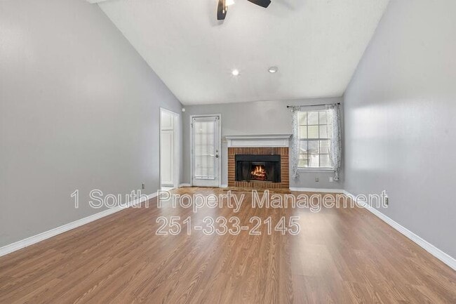 Building Photo - 1708 Woodley Rd