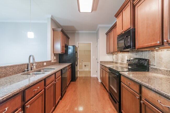 Building Photo - 8513 Loxton Cir