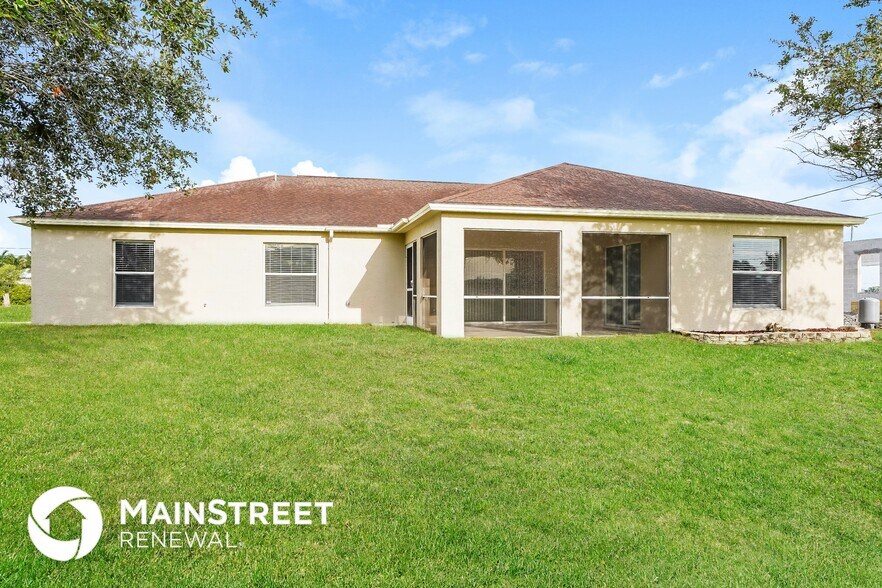 Building Photo - 1223 NW 9th Ave