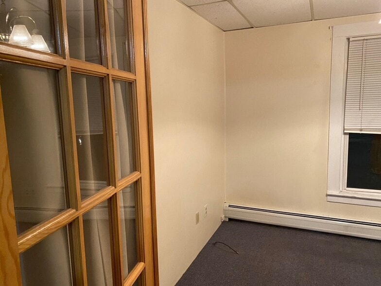 Building Photo - 123 Washington St