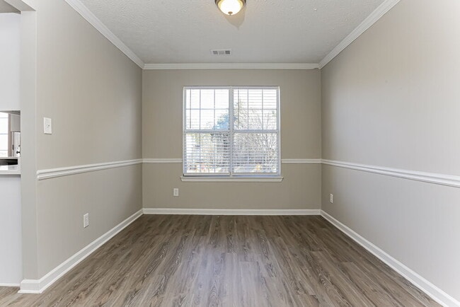 Building Photo - 3300 Rockmill Dr