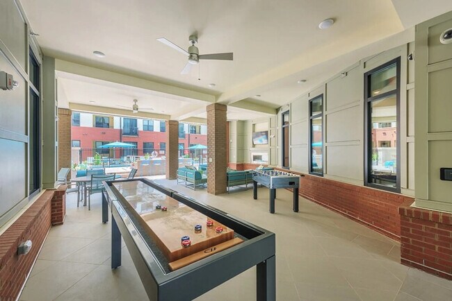 Building Photo - 408 E Hargett St