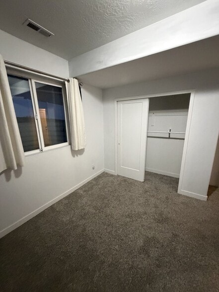 Building Photo - 7603 Scenic Maple Dr