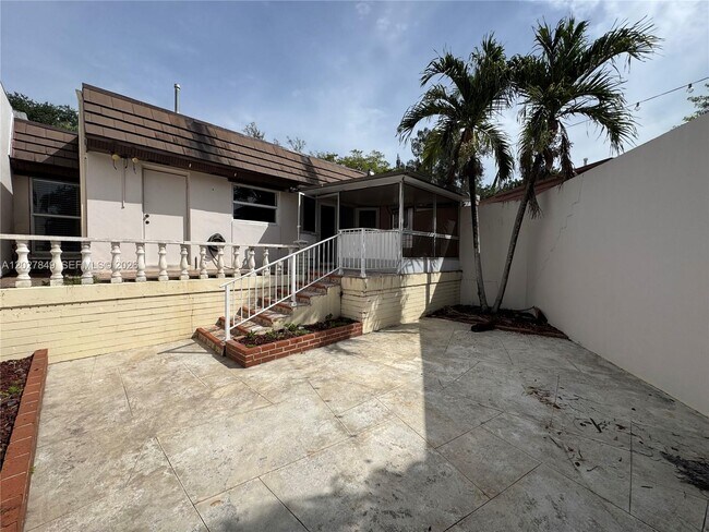Building Photo - 7420 Big Cypress Dr