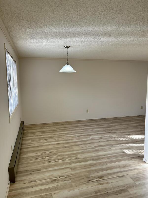 Building Photo - 103 La Villa Dr