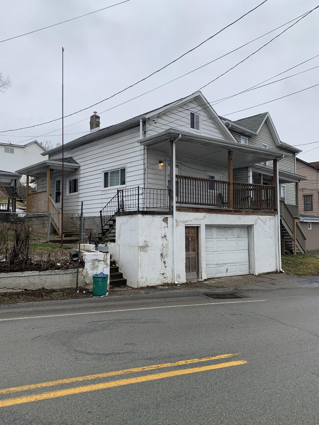 Building Photo - 555 New Alexandria Rd