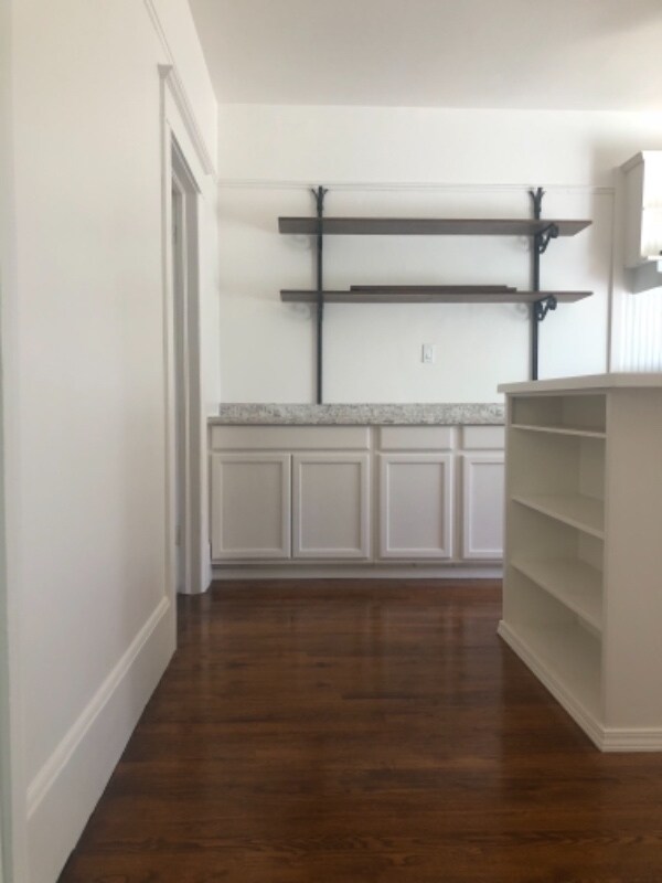 Building Photo - 4481 Petaluma Blvd N