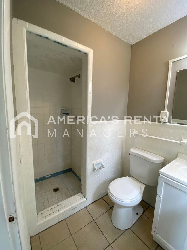Building Photo - 4214 Fortson Ln NW