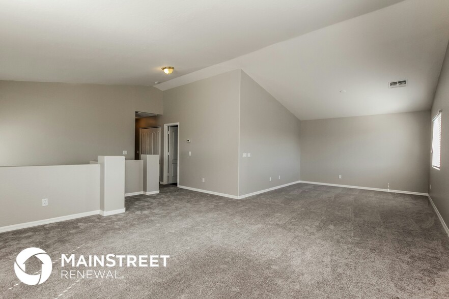 Building Photo - 11145 W College Dr