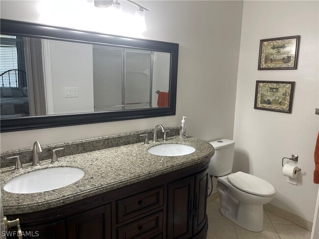 Building Photo - 378 Dover Pl