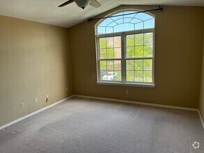 Building Photo - 13810 Sutton Park Dr N