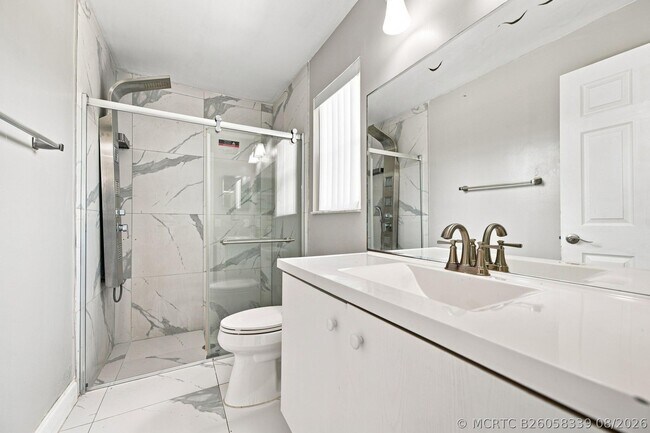 Building Photo - 1590 Orion Ln