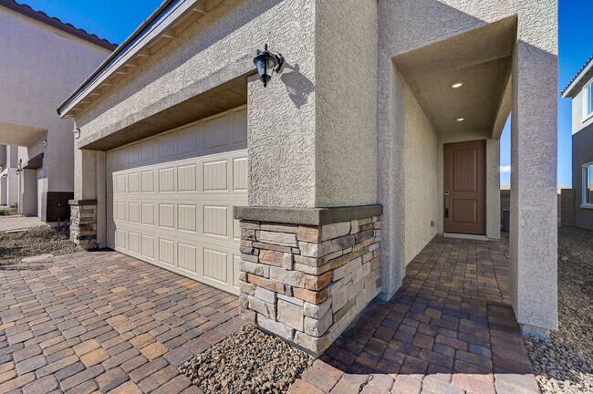 Building Photo - 8484 W Agate Ave