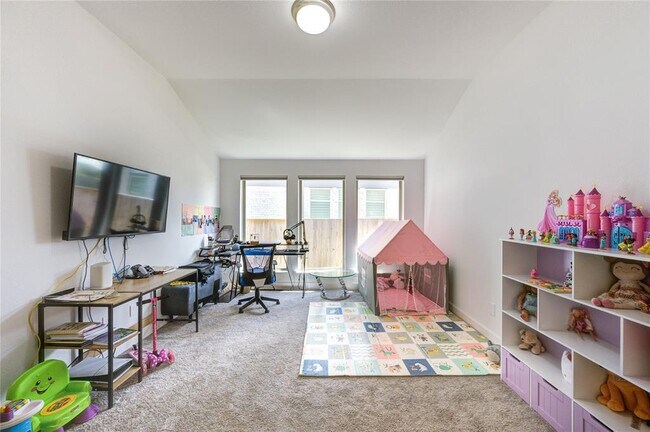 Building Photo - 7463 Denali Dr