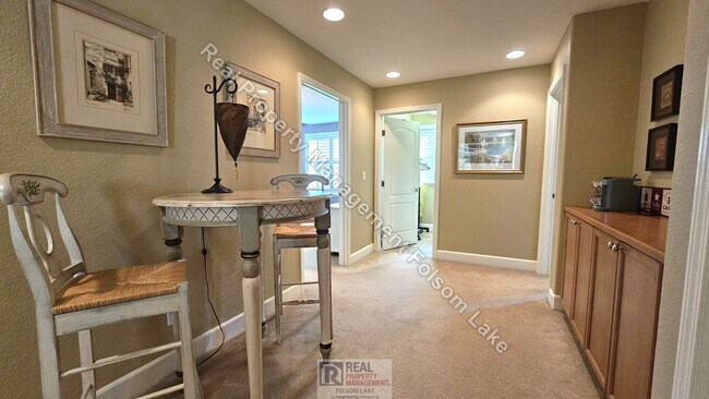 Building Photo - 1529 Borrasca Dr