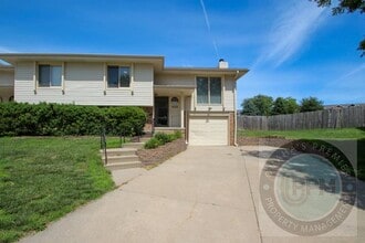 Building Photo - 6323 N 108th Ave Cir