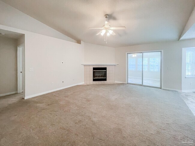 Building Photo - 2533 Jibe Dr