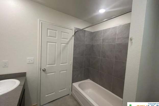 Building Photo - 2313 Alterman Dr