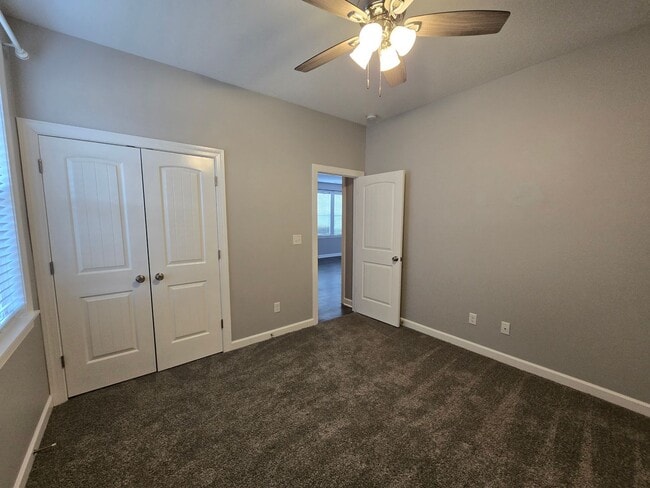Building Photo - 608 Millbrooke Cir