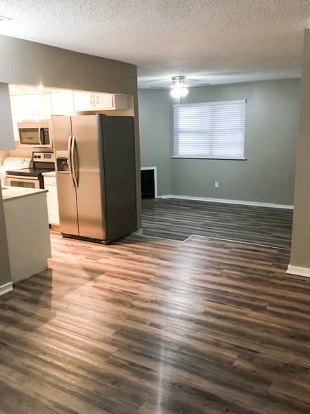 3D- 3BR, 3BA - The Boulders at Lakeridge