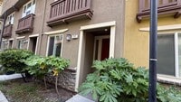 Building Photo - Epic REA - Stunning 4BR+4BA Modern Townhou...