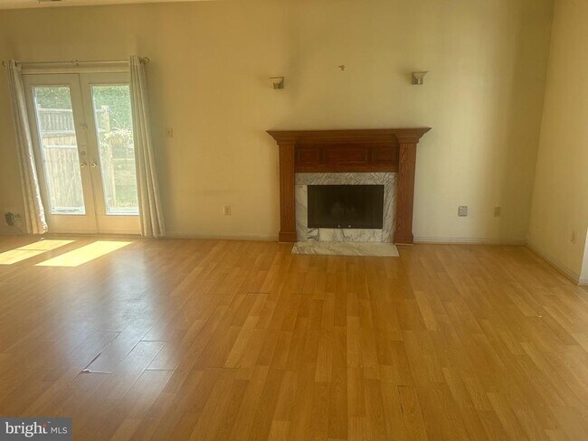 Building Photo - 1704 Naomi's Ct