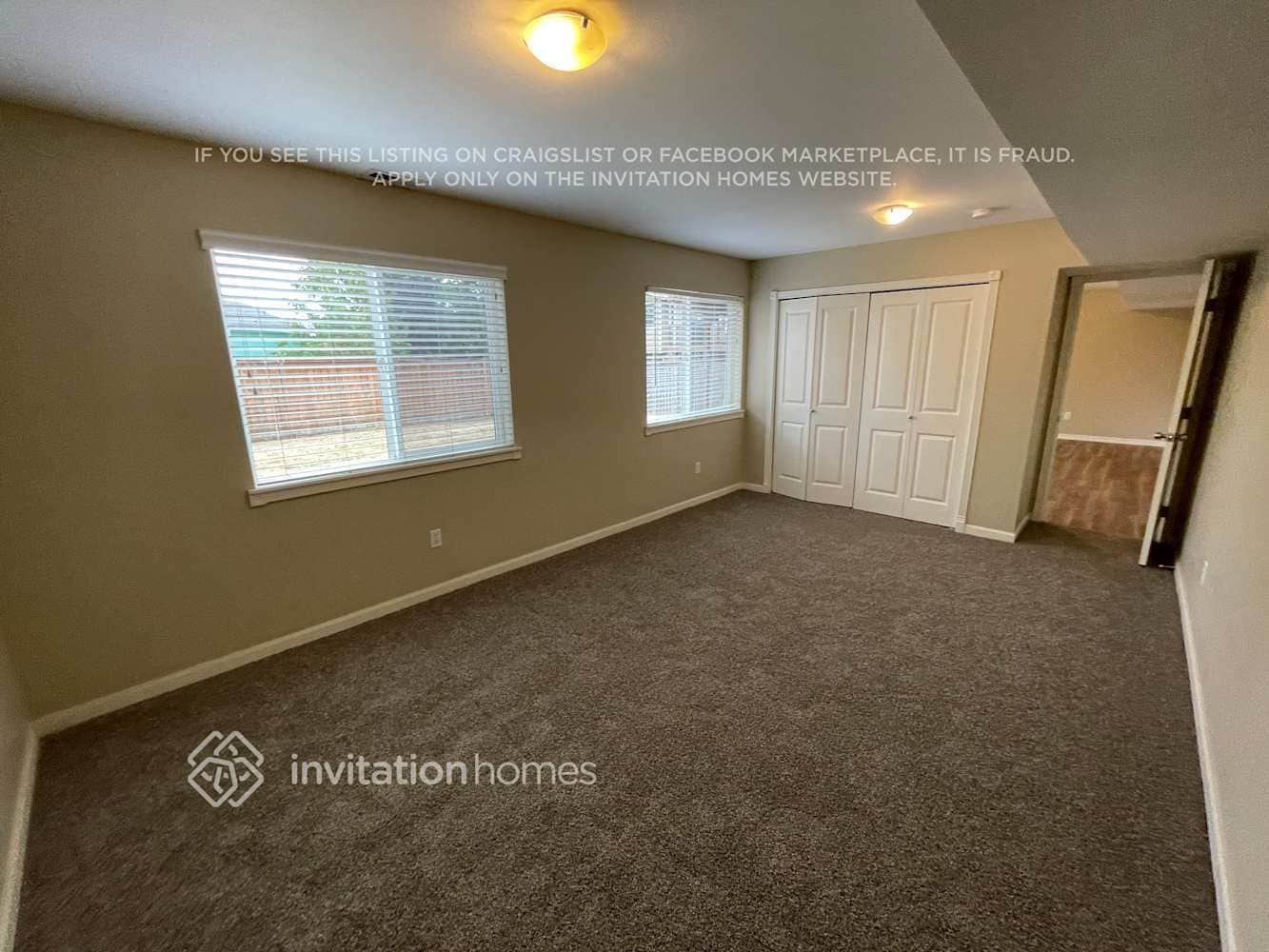 Building Photo - 14624 80th Ave E