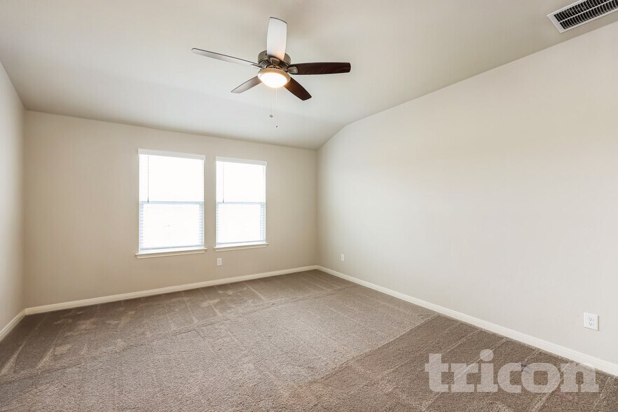 Building Photo - 5807 Nyla Wy