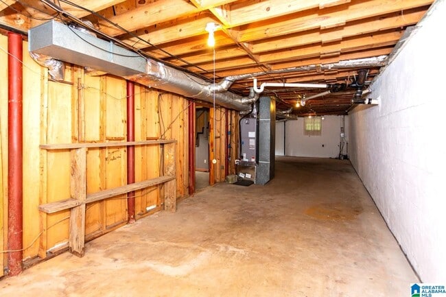 Building Photo - 120 6th St