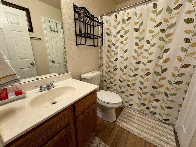 Building Photo - 4-Bedroom House for Rent in Killeen