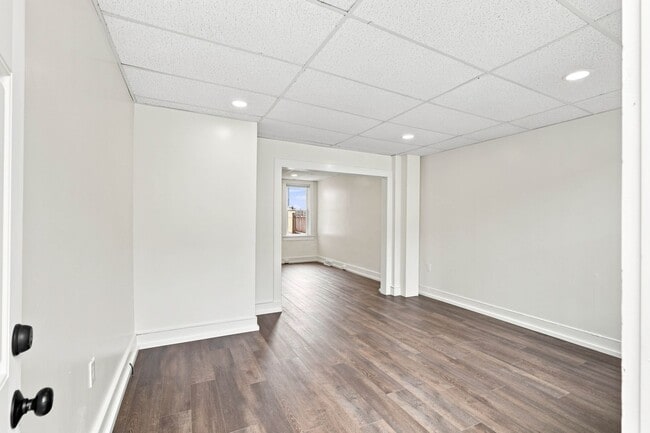 Building Photo - 405 Beaver St