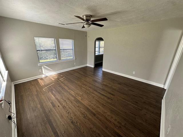 Building Photo - 1210 Lindsey St