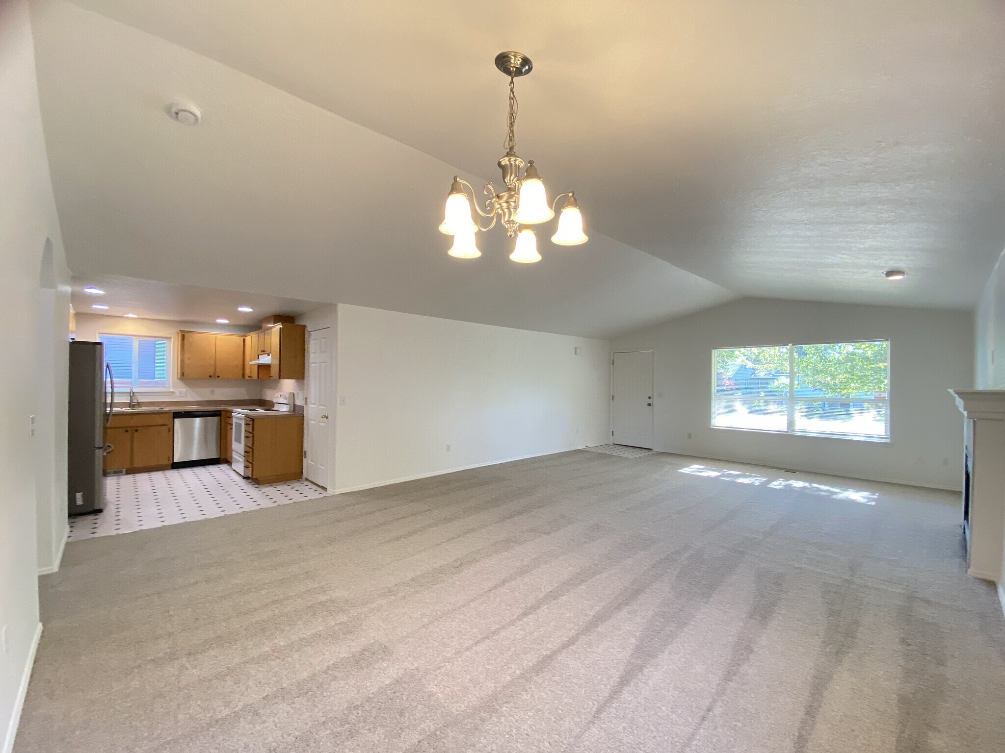 Open Floorplan - 12733 SE 23rd Avenue