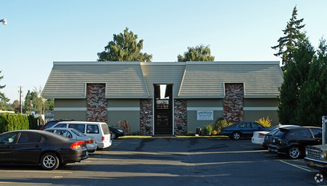 Primary Photo - Springate Apartments