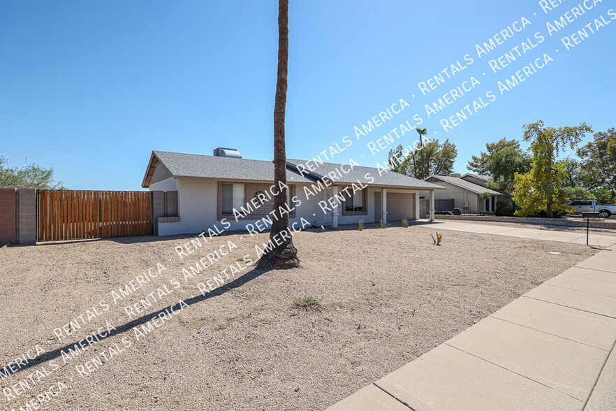 Primary Photo - 1453 W Tonopah Dr