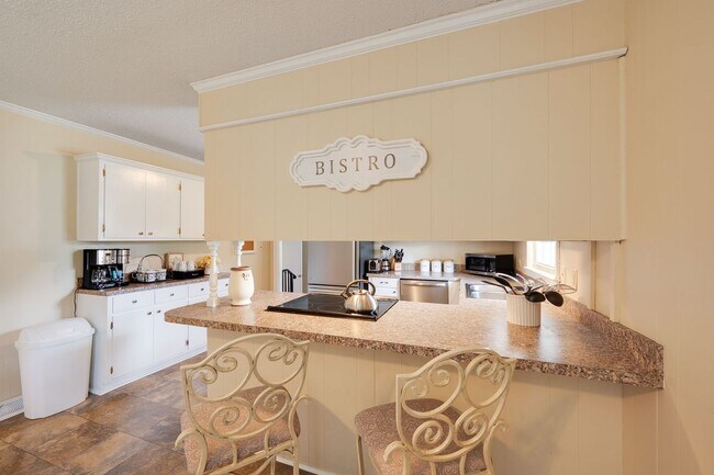 Building Photo - 2508 Canal Dr NW