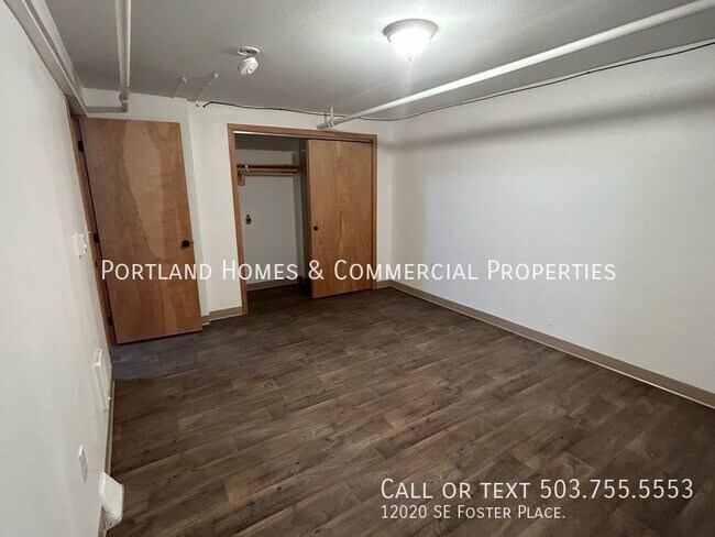 Building Photo - 2-Bedroom Basement ADU in Beautiful Forest...