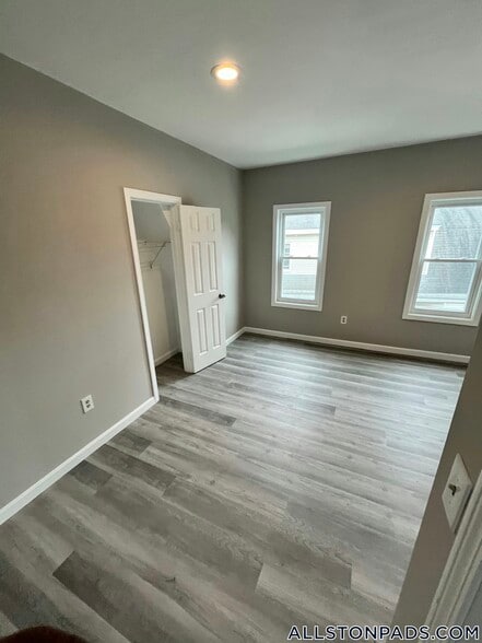 Building Photo - 66 Quint Ave