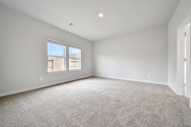 Building Photo - 12107 Willow Holw Ln