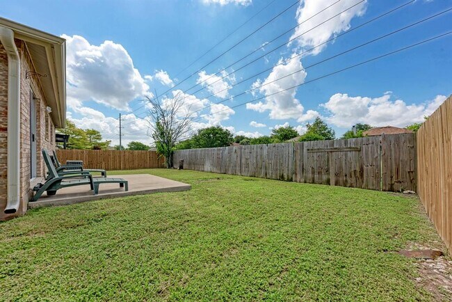 Building Photo - 1201 Sheltie Ln