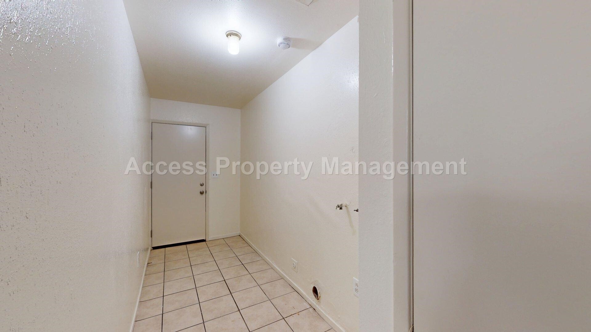 Building Photo - 709 2nd St