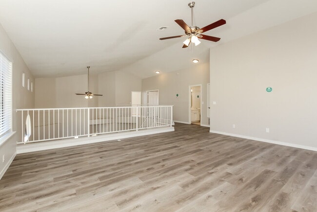 Building Photo - 18039 N 12th Pl