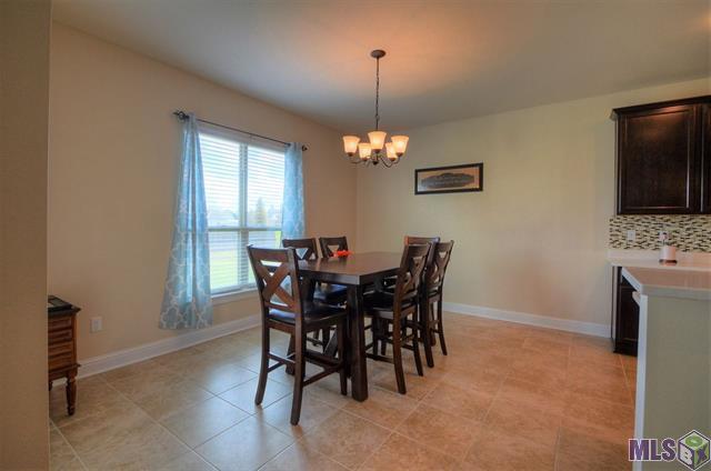 Building Photo - 4 Bedroom House Located in Prairieville with Spacious Rooms and a Large Backyard