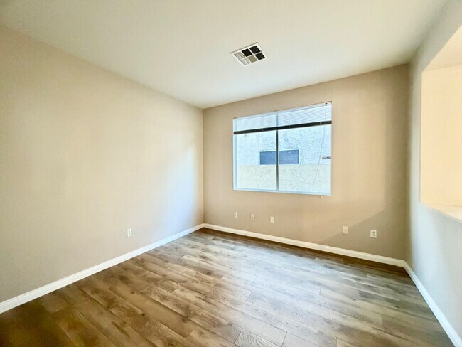 Building Photo - GATED SUMMERLIN HOME | 5 BEDROOM + DOWNSTAIRS DEN | 3-CAR GARAGE