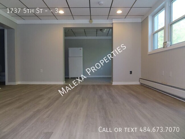 Building Photo - 1737 5th St