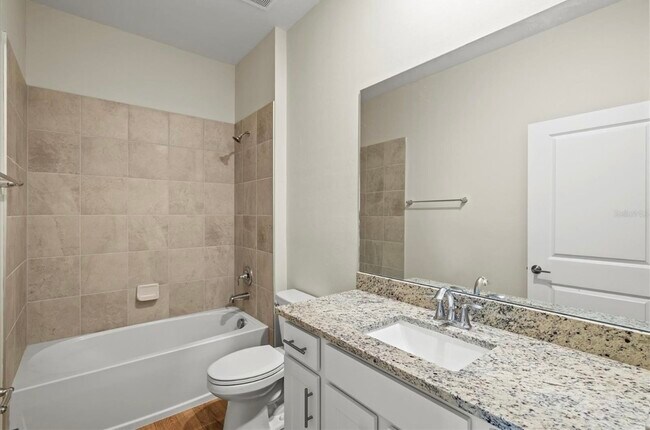 Building Photo - 15519 Sunny Day Dr